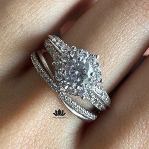 Classic Round Cut Moissanite Halo Engagement Ring with Matching Wedding Band 18K Gold Bridal Ring Set Anniversary Gift for Her