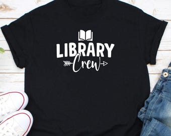 Shirt bibliotheekbemanning, shirt bibliotheekassistent, shirt boekenplank, shirt bibliothecaris, cadeau voor boekenliefhebbers, leesgrage shirt, shirt boekenwurm