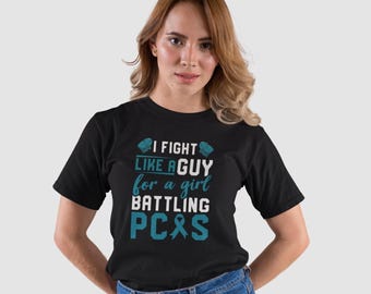Camiseta "Lucho como un hombre por una chica que lucha contra el SOP", camiseta de concienciación para la guerrera luchadora contra el síndrome de ovario poliquístico, regalo con lazo verde azulado para el SOP.