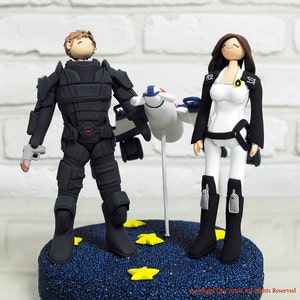 Custom Cake Topper Gears and Spaceship from Mass Effect image 1