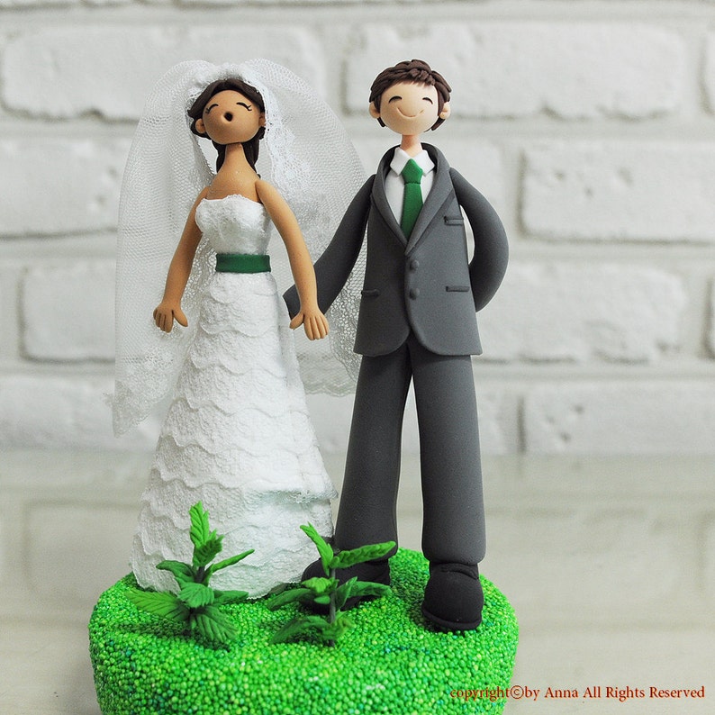 Custom Wedding Cake Topper - Handmade Clay Couple Figurine - Etsy
