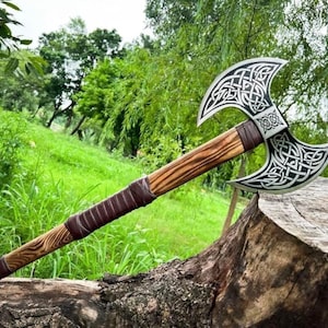 Hand Forged Damascus Steel Double Headed Axe - Viking Battle Axe - Viking throwing axe - Unique Camping - Scandinavian Axe - Gift for Him