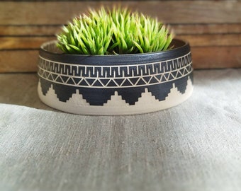 Ceramic planter pottery black white planter Carved sgraffito Vase home deco vase  aztec tribal boho decor