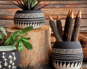 Made To Order Ceramic planter pottery Navajo inspiration Carved  sgraffito Vase  GEO Aztec Geometric cactus succulent planter black white