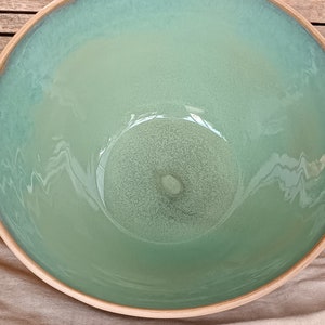 Ceramic big bowl pottery serving bowl image 3