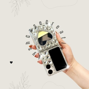 Luxury Diamond Crystal Rhinestone Mirror Makeup Phone Case for Motorola Razr 2025, 2024, 2023 40 50 60 Ultra Glamorous Jeweled with Chain