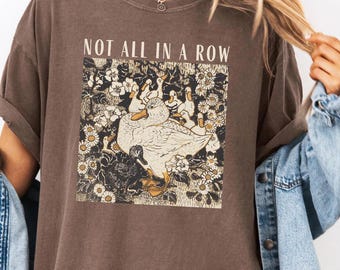 Ducks Not in A Row Shirt, Funny Vintage Retro Animal Shirt, Homesteading Mama Duck Graphic Tee, Cottagecore Gift for Mom