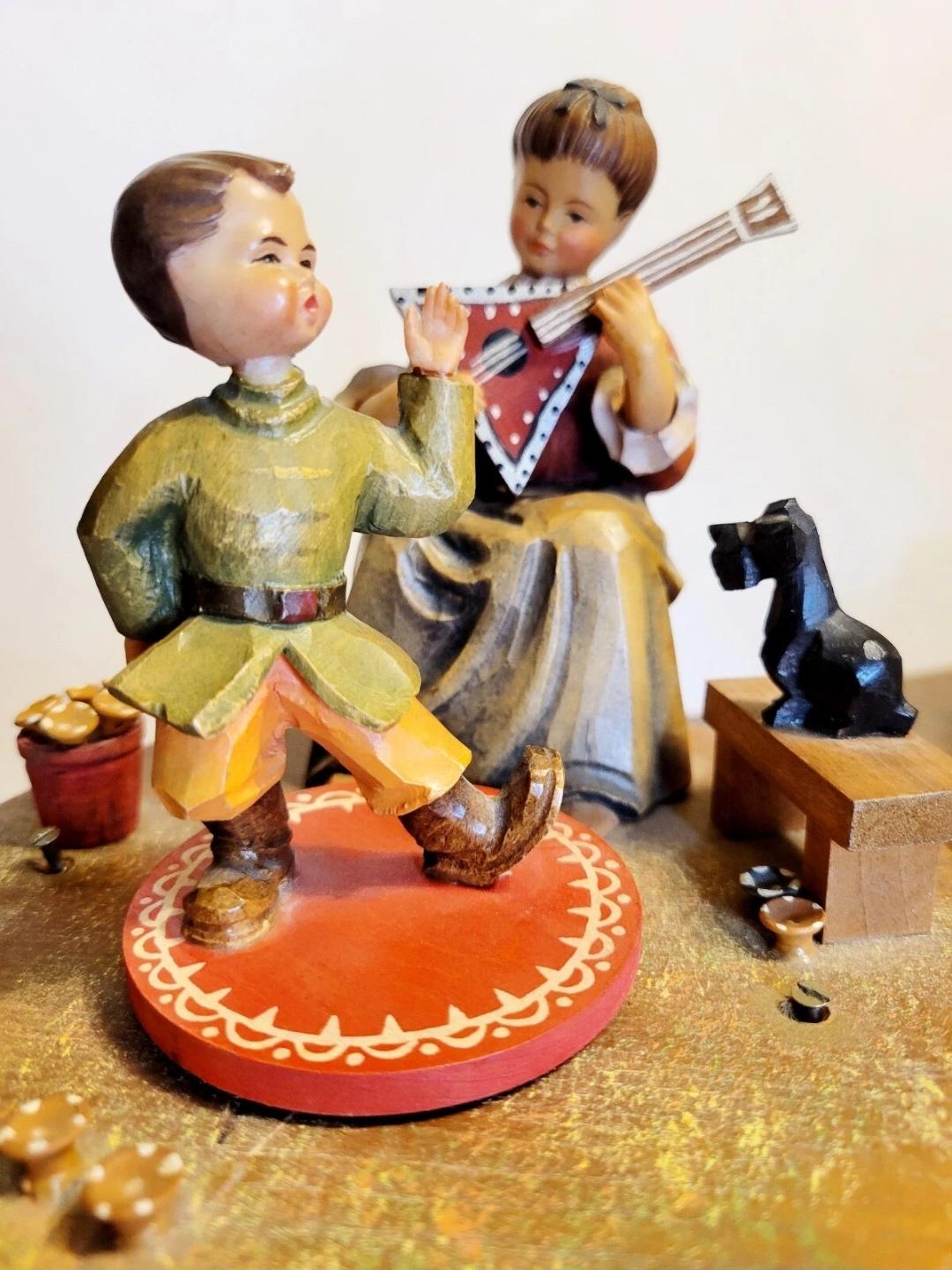 1960年代のアンティーク木製彫刻アンリ・トーレンス製スイス製