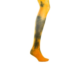 Medias TIE DYE - NARANJA y NEGRAS - Medias teñidas por inmersión, estampadas, coloridas y únicas, de talla grande, con curvas, piernas arcoíris, punk, góticas