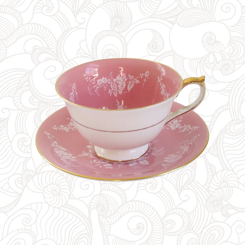 Vintage Pink Tea Cup and Saucer, Aynsley Teacup with White Bridal Rose Pattern Bild 2