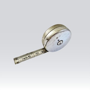 1940s Retractable Metal Tape Measure, All Metal Measuring Tape, Vintage Tools, Gift for Carpenters