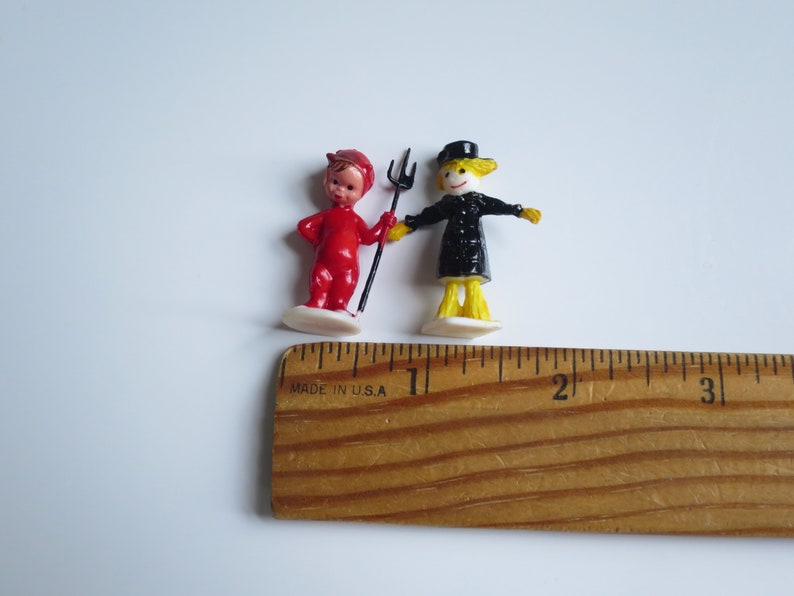 Mini Halloween Mini Figurines, set of 2, Spooky Dollhouse Mini Scarecrow, Hallows Eve Miniature image 10