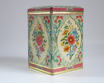 England Floral Biscuit Tin, Vintage Daher Storage Canister, Cottage Kitchen Decor, Hostess Gift