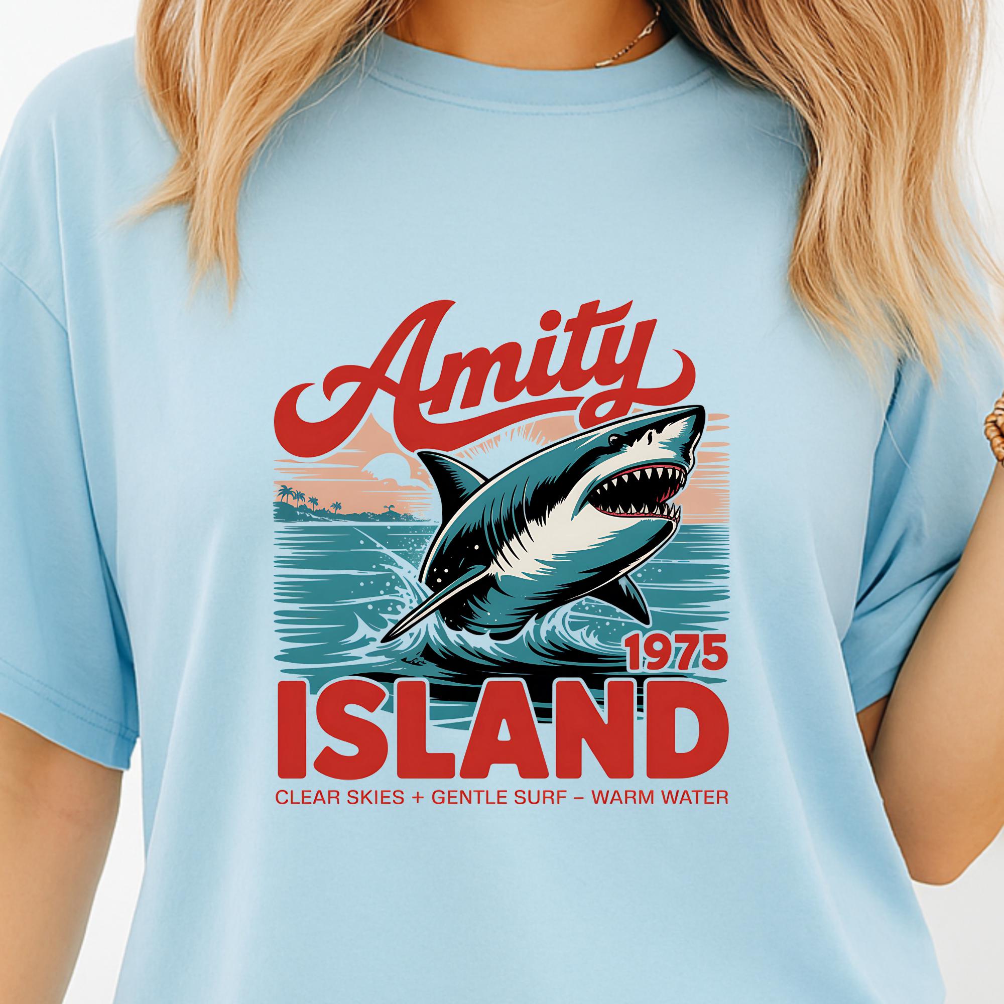 ジョーズ アミティアイランドTシャツ：レトロビーチスリラー、シャーク 