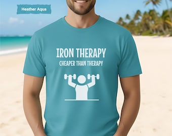 Koszulka fitness Iron Therapy, koszulka z napisem Fitness Mental Health, odzież do ćwiczeń z hantlami, prezent dla terapeuty na siłowni, koszulka dla miłośnika fitnessu, top motywujący do ćwiczeń