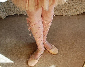 swan lake stockings CROCHET PATTERN