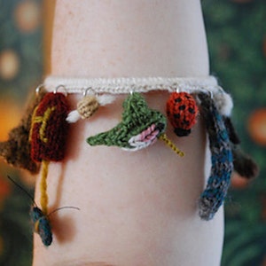 care of magical creatures charm bracelet 3 KNITTING PATTERN image 4