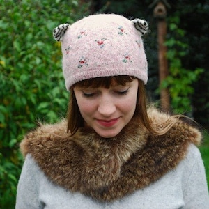 cupcake kitten hat KNITTING PATTERN