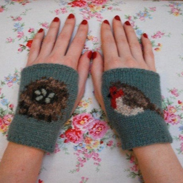 sweet robin wrist-ees KNITTING PATTERN