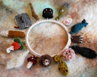 care of magical creatures charm bracelet 2 KNITTING PATTERN