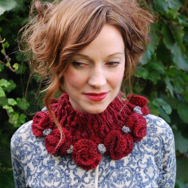 the sleeping beauty cowl KNITTING PATTERN