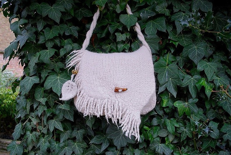 magic treetop bag KNITTING PATTERN image 1