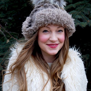 Wolfpup Hat KNITTING PATTERN - Etsy