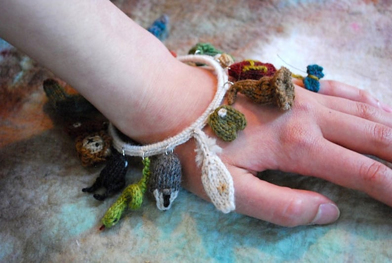 care of magical creatures charm bracelet 3 KNITTING PATTERN image 3