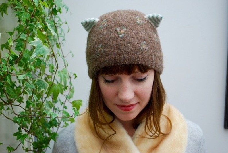 cupcake kitten hat KNITTING PATTERN image 3