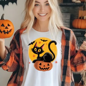 Vintage Halloween T-Shirt, Vintage Black Cat Shirt, Trendy Retro Halloween Shirt, Nostalgic Halloween Shirt Vintage Summerween Shirt