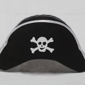 PATTERN: Pirate Hat image 1