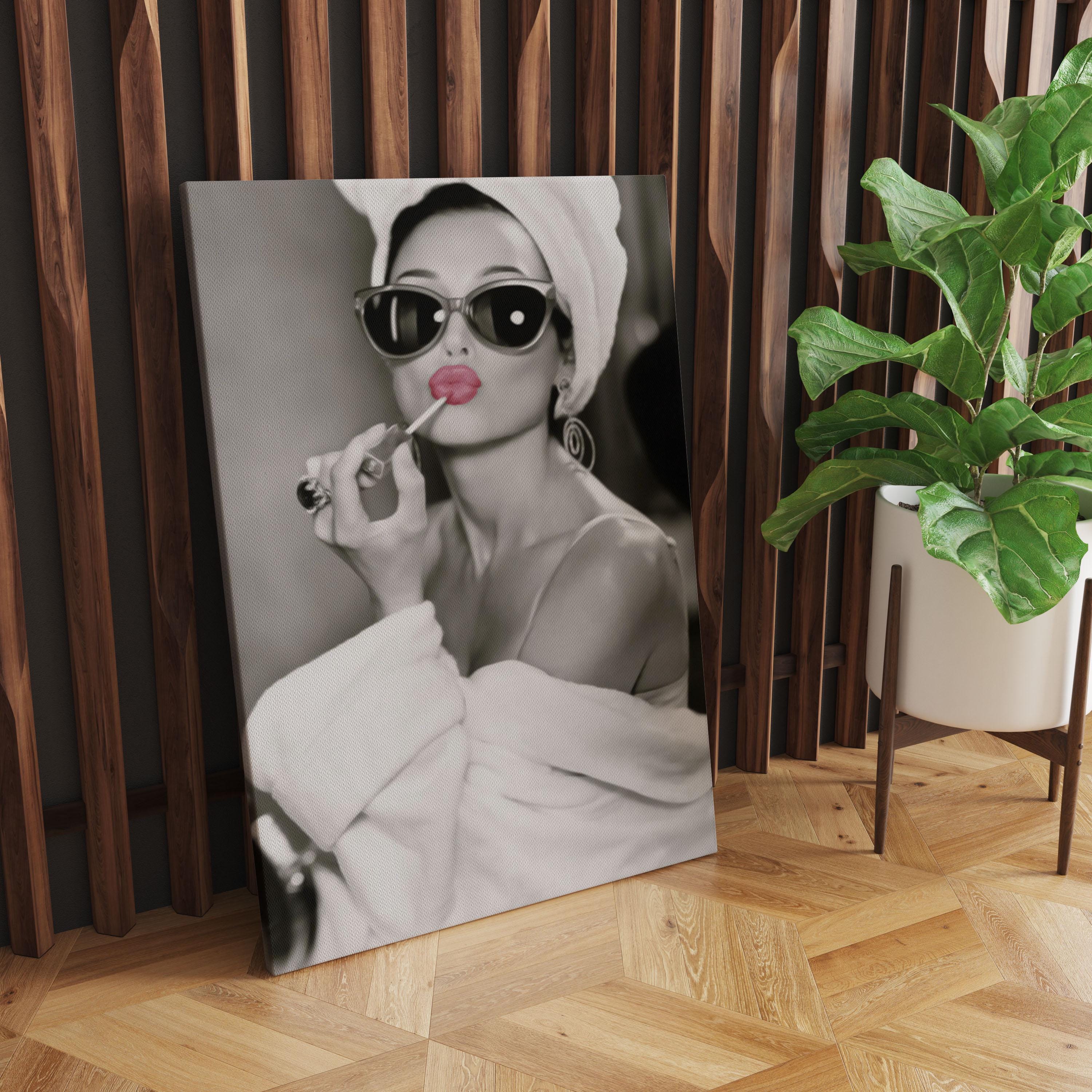 Audrey Hepburn Lipstick Wall Art, Black and White Print, Vintage Fashion Photo, Old Hollywood Art, Feminist Poster, Fashion Wall Decor