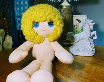 Ms. Suzy Legs- 1977 Suzy Homemaker- doll