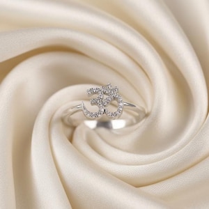 Anillo Om de plata de ley con diamantes de moissanita / Joyería espiritual para yoga
