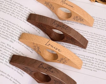 Custom Name Page Holder, Personalized Wooden Thumb Book Page Holder, Christmas Gift for Her, Book Lover Gift, Thumb Reading Wood Bookmark