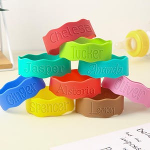 Custom Silicone Water Bottle Labels, Personalized Bottle labels, Bottle Bands for Kid, Engraved Cup label bands, Reusable Name Label