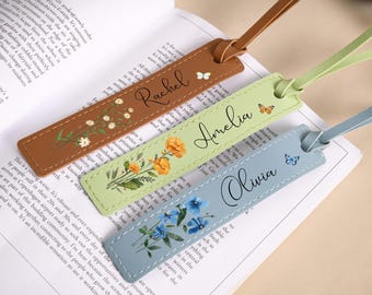 Custom Leather Bookmark, Personalized Flower Bookmark, Book Lover Gift, Bookmark Gift for Readers, Custom Name Bookmark, Gift for Her