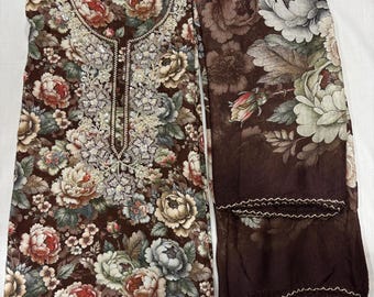 Ensemble salwar kameez en rayonne imprimée de fleurs avec dupatta en coton, encolure brodée, tenue ethnique indienne, ensemble kurta traditionnel