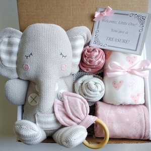 Baby Mädchen Geschenkbox, Baby-Geschenk-Set, Baby-Dusche-Geschenk, Geschenk für Babys, neues Baby-Geschenk, Baby-Geschenkkorb, Willkommens-Baby-Geschenk, gestrickter Elefant