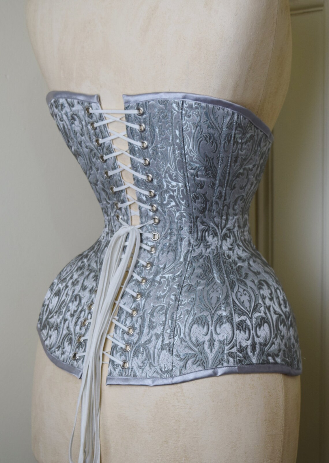 BESPOKE Brocade Bellecurve Waist Training Corset - Etsy