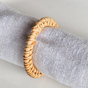 ラタンナプキンリング、ボヘミアン風ウィッカーナプキンリング、ラタンウェディングデコレーション、テーブルセッティング、天然籐ナプキンリング、モダンファームハウス風テーブルセッティング 画像 2