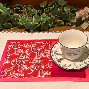 Quilted Mug Rug-Love is in the Air-Candle Mat