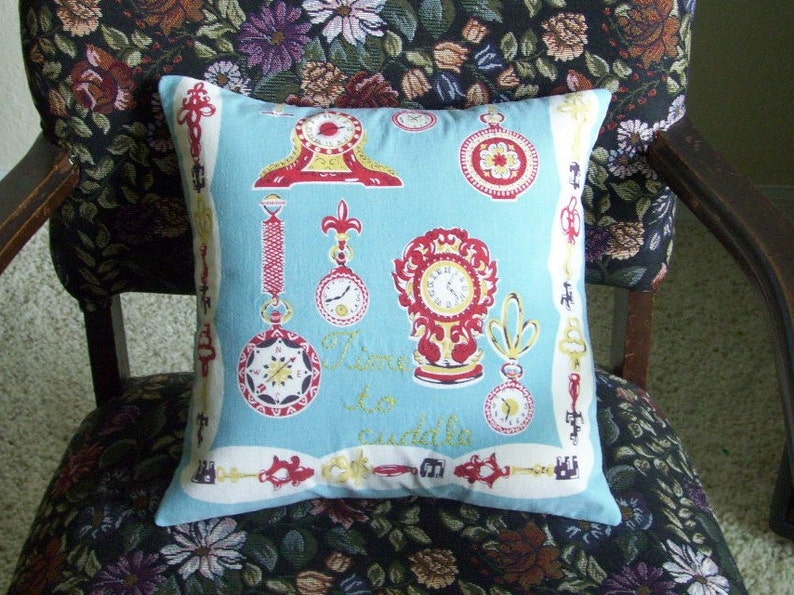 Pillow Cover - Clock Design - Vintage Fabric - Hand Embroidered bild 3