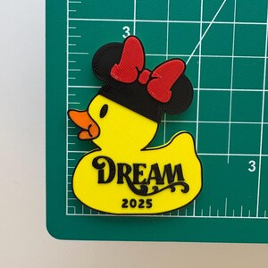 Personalisierte Disney Dream Cruise Duck Magnete (12) - Pixie Dust Geschenke - Fischverlängerer - 4 Stile und 5 Farben Bild 5