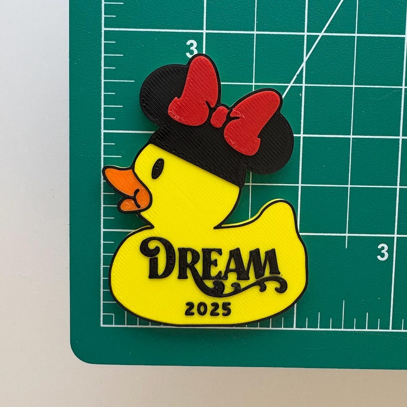 Personalisierte Disney Dream Cruise Duck Magnete (12) - Pixie Dust Geschenke - Fischverlängerer - 4 Stile und 5 Farben Bild 5