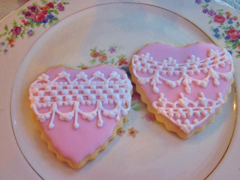 Lacey Love Cookies image 3
