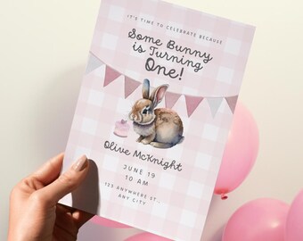 Some Bunny 1.Geburtstagseinladung - Rosa Vichykaro (Canva Template)