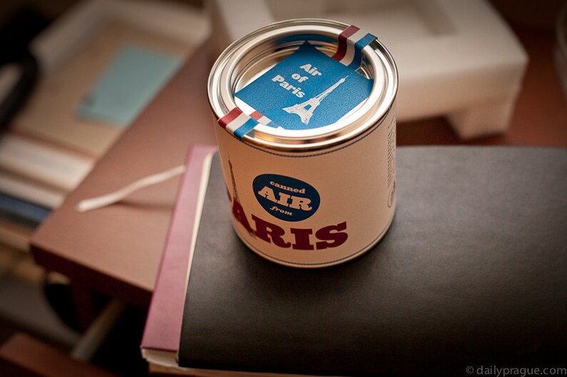 Air in the can. Air in the can. Продают воздух в банках. Air in the can. Canned air.