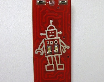 Collana d'argento circuito con robot - Si illumina