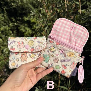 Quilted Zipper Wallet: Handmade Fabric Mini Pouch with Keychain B - Cute bunny